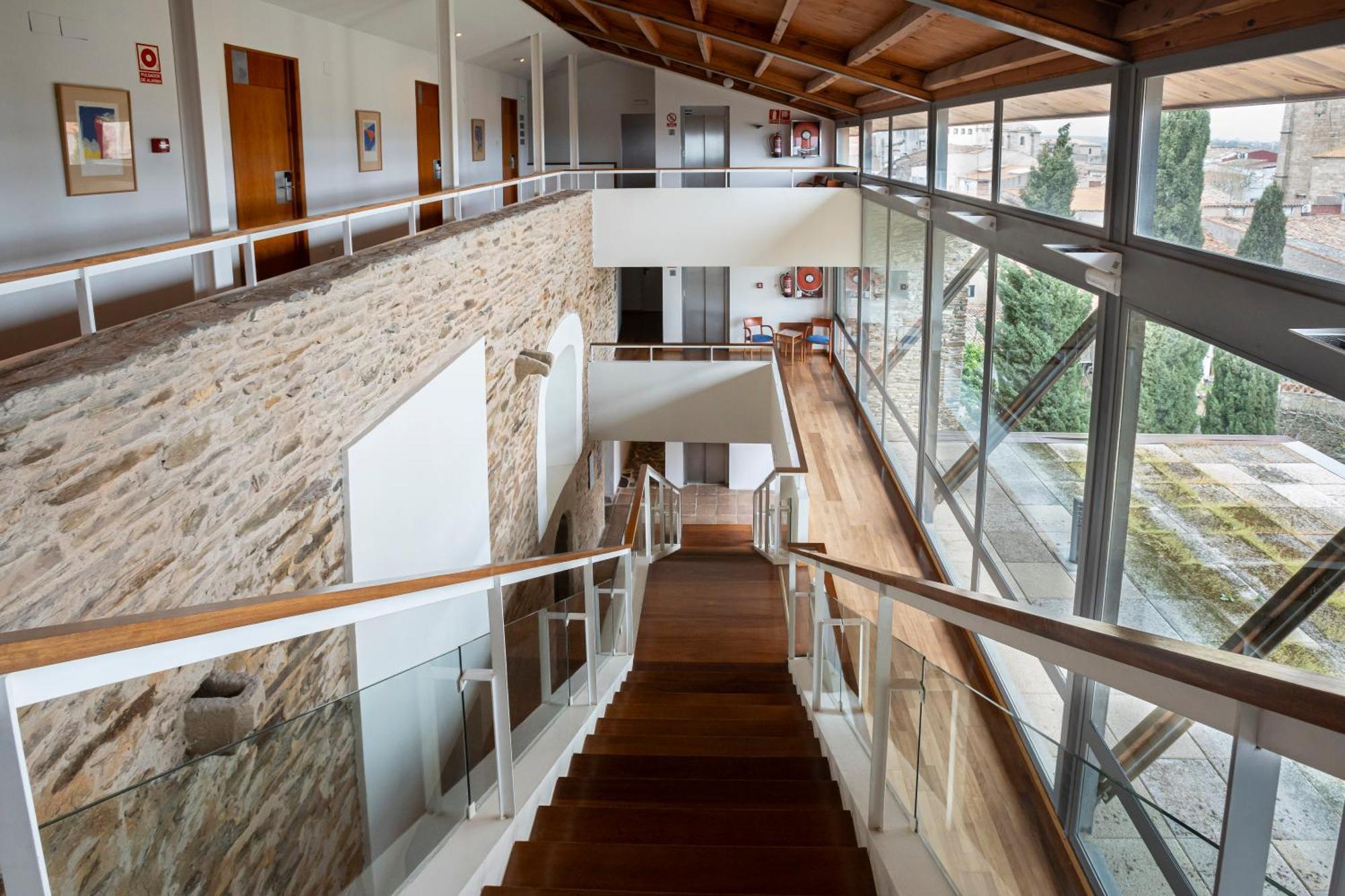 Hotel Hospedería Puente de Alconétar à Garrovillas Extérieur photo