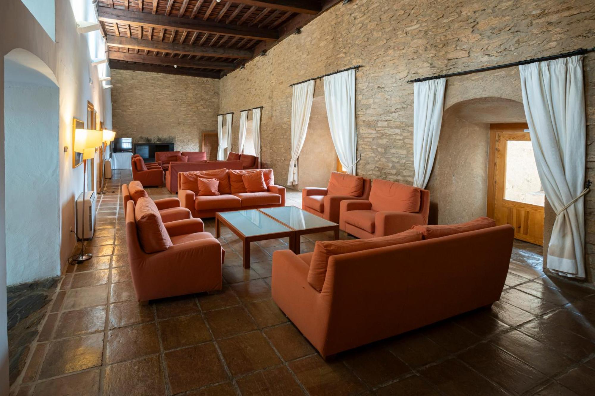 Hotel Hospedería Puente de Alconétar à Garrovillas Extérieur photo