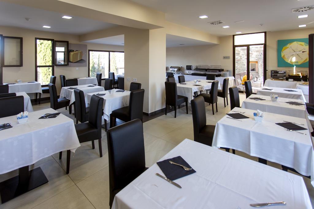 Hotel Hospedería Puente de Alconétar à Garrovillas Extérieur photo